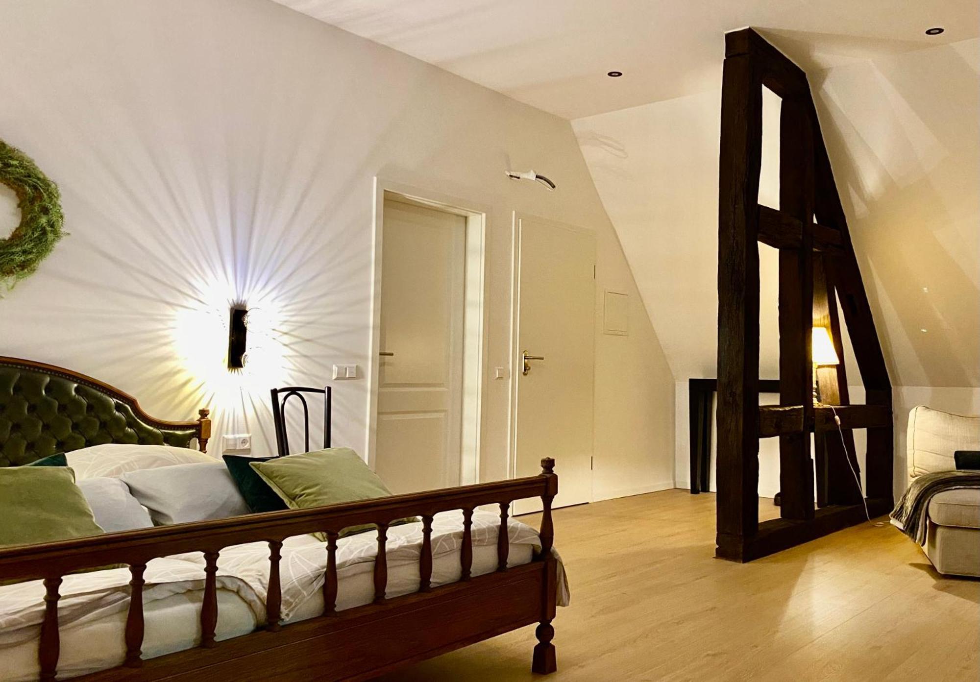 Sonnenhof 1737 - Ferienzimmer & Apartments Barbelroth Extérieur photo