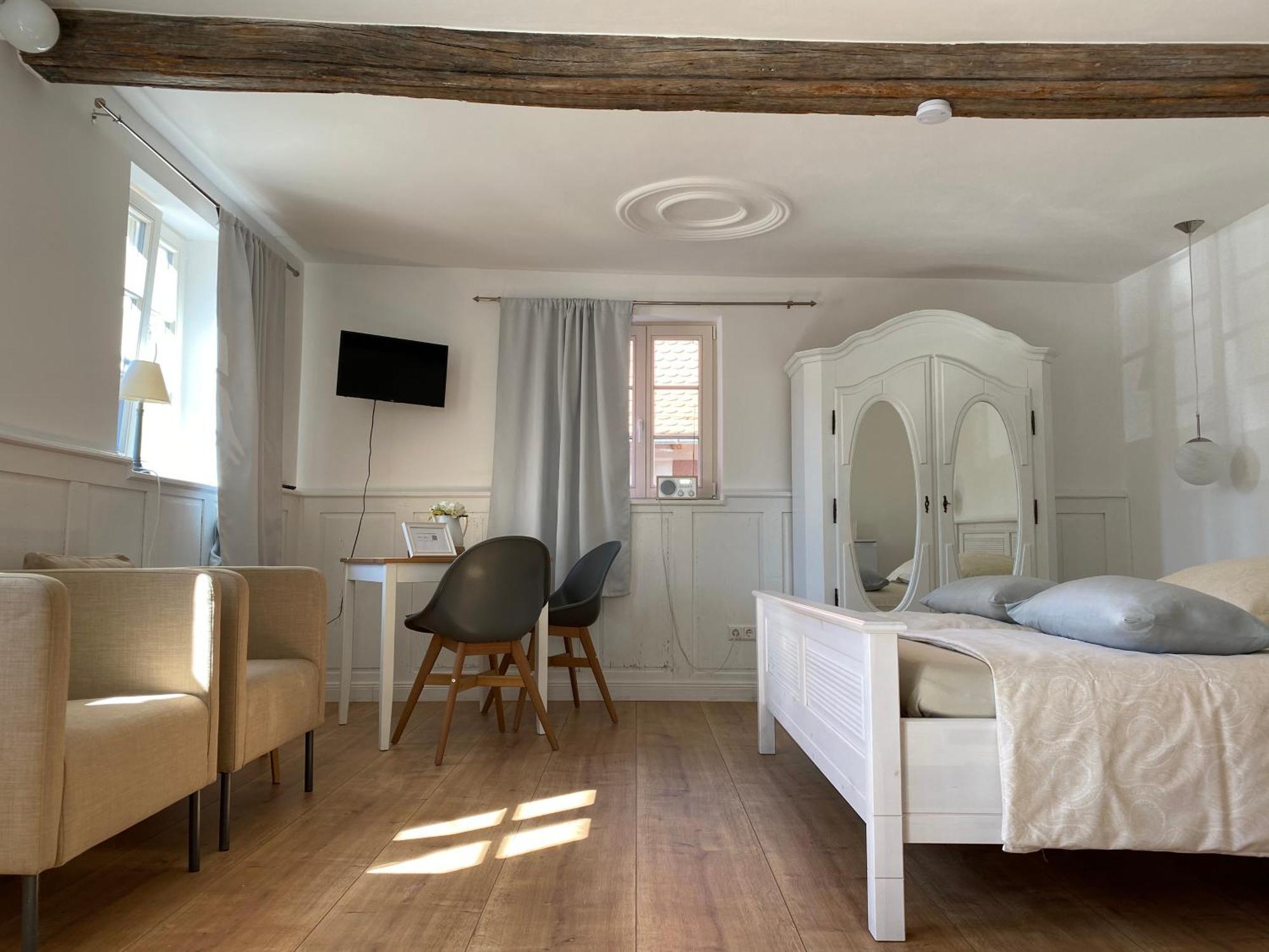 Sonnenhof 1737 - Ferienzimmer & Apartments Barbelroth Extérieur photo
